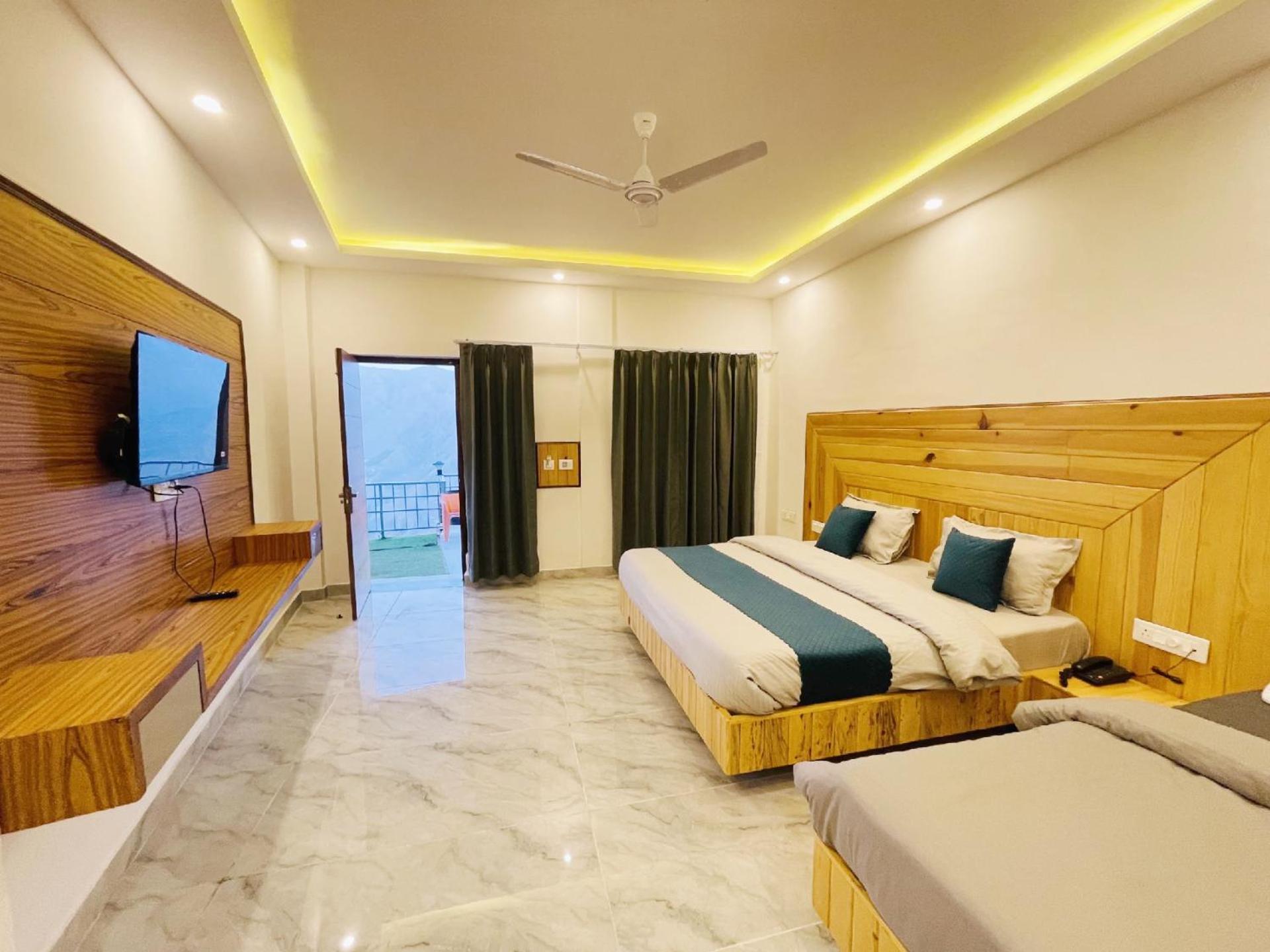 Living On The Edge A Luxury Stay Mussoorie Eksteriør bilde