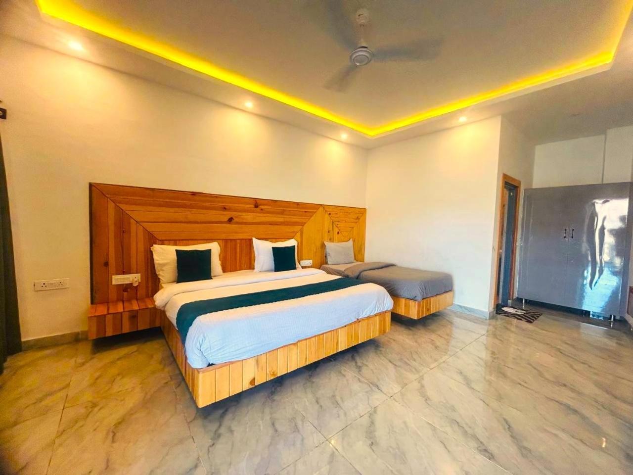 Living On The Edge A Luxury Stay Mussoorie Eksteriør bilde
