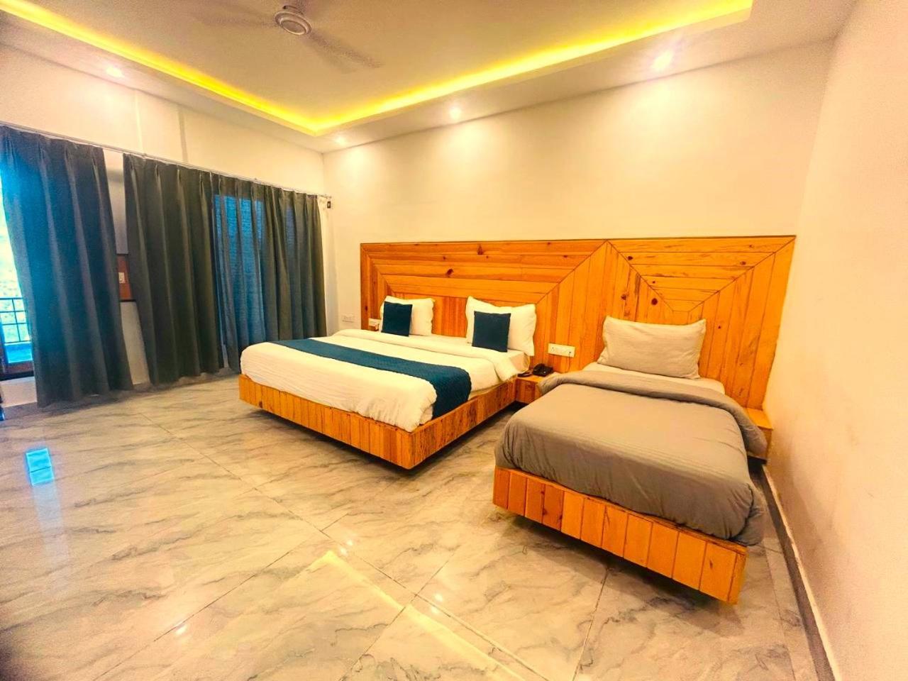 Living On The Edge A Luxury Stay Mussoorie Eksteriør bilde