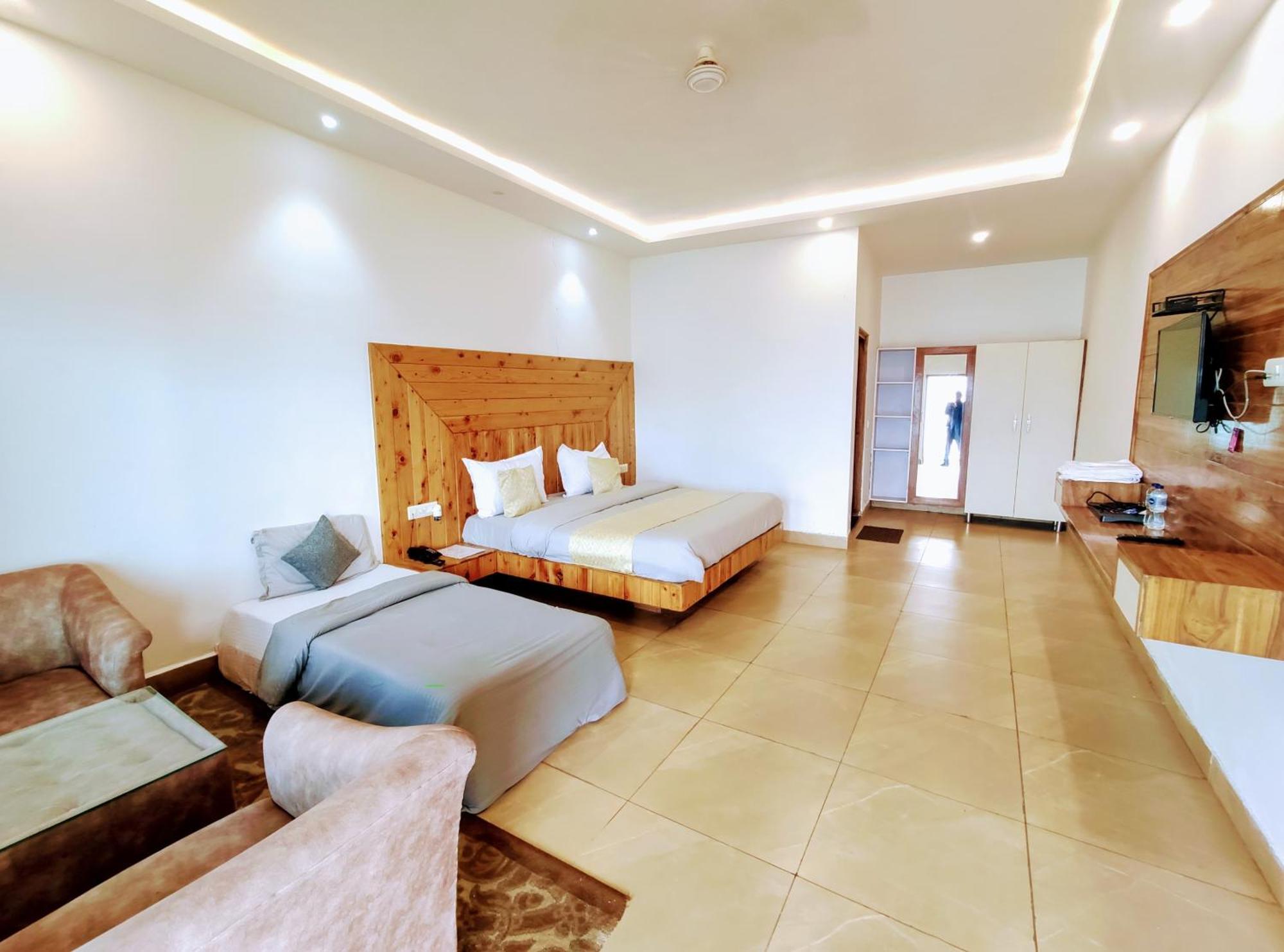 Living On The Edge A Luxury Stay Mussoorie Eksteriør bilde