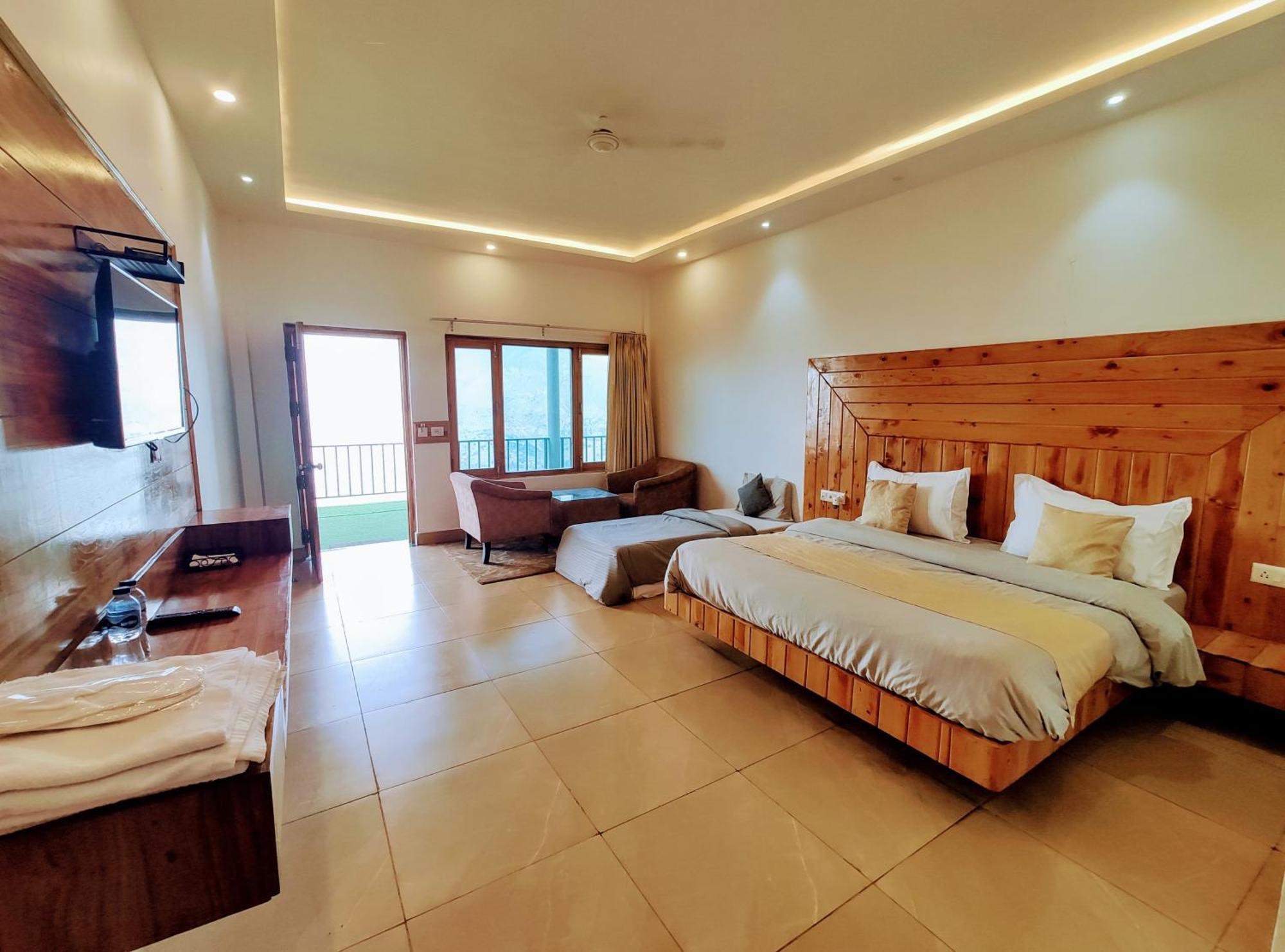 Living On The Edge A Luxury Stay Mussoorie Eksteriør bilde